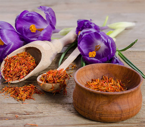 چرا زعفران اینقدر گران است؟
