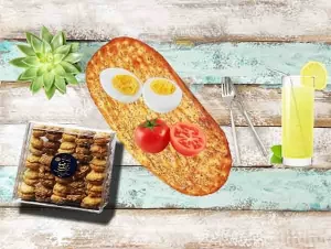 کوکی رژیمی، تخم مرغ، نان بربری، آب میوه، گوجه