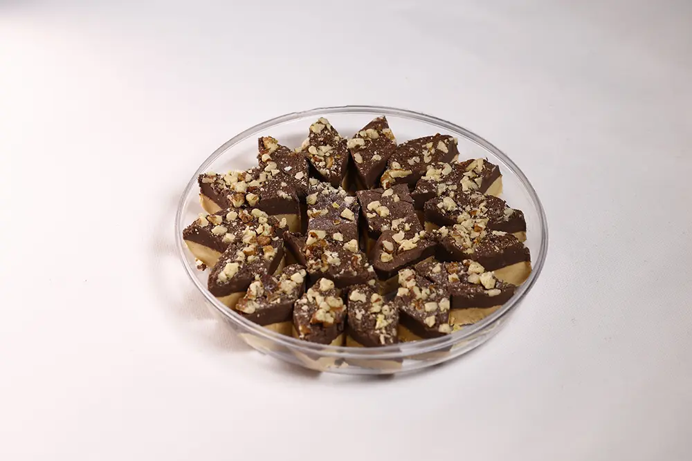 انواع حلوا قنادی رضا | معرفی حلوا قندی لوزی، حلوا توپی و حلوا زنجبیلی سنتی