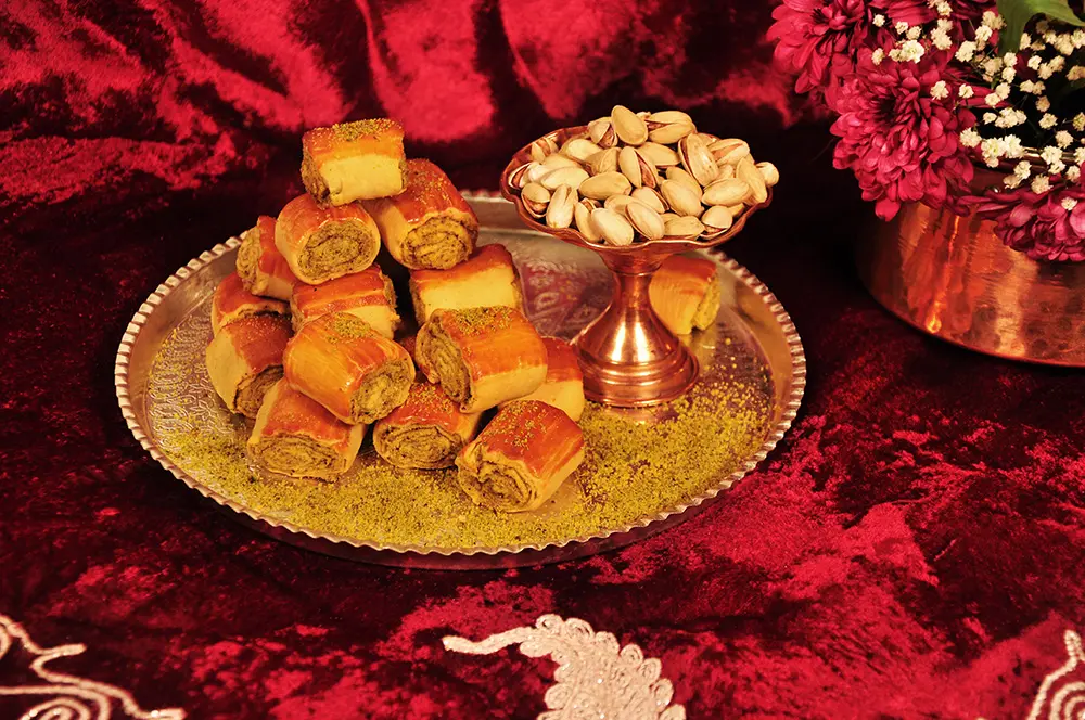 آداب و رسوم شیرین عید نوروز؛ وقتی بوی بهار همه جا می‌پیچه  